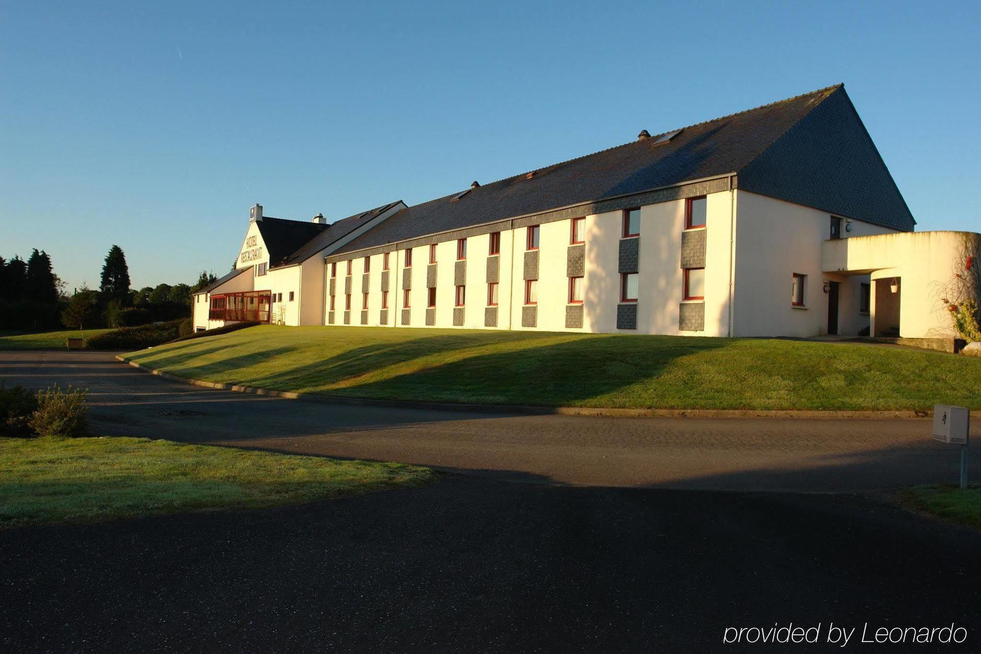Brit Hotel Landivisiau Exterior photo